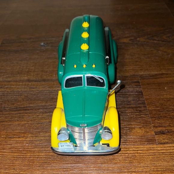 Vintage 1995 Collectable BP International Model Truck - Picture 2 of 13